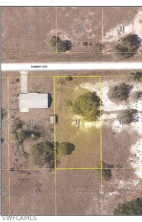 1708 Robert Ave., Lehigh Acres, FL 33972