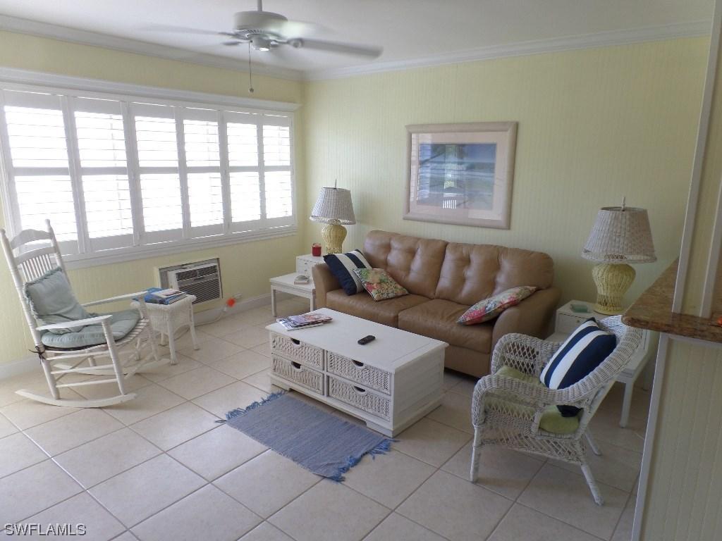 473 12th Ave. #B6, Naples, FL 34102