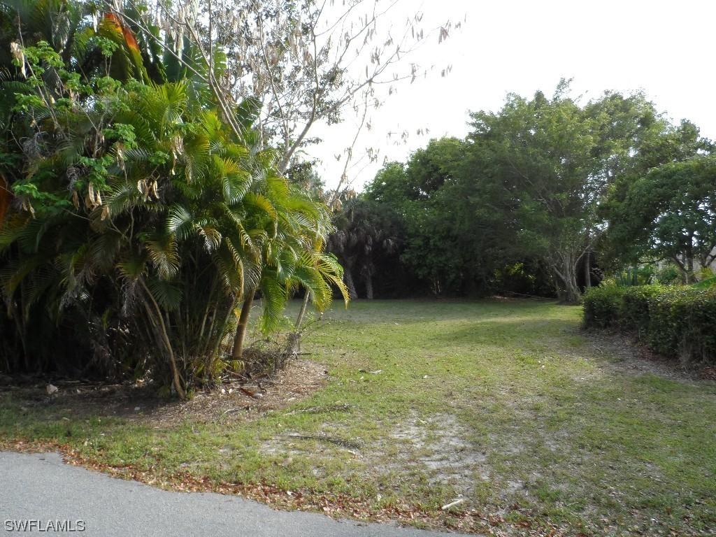 209 Porter St., Naples, FL 34113
