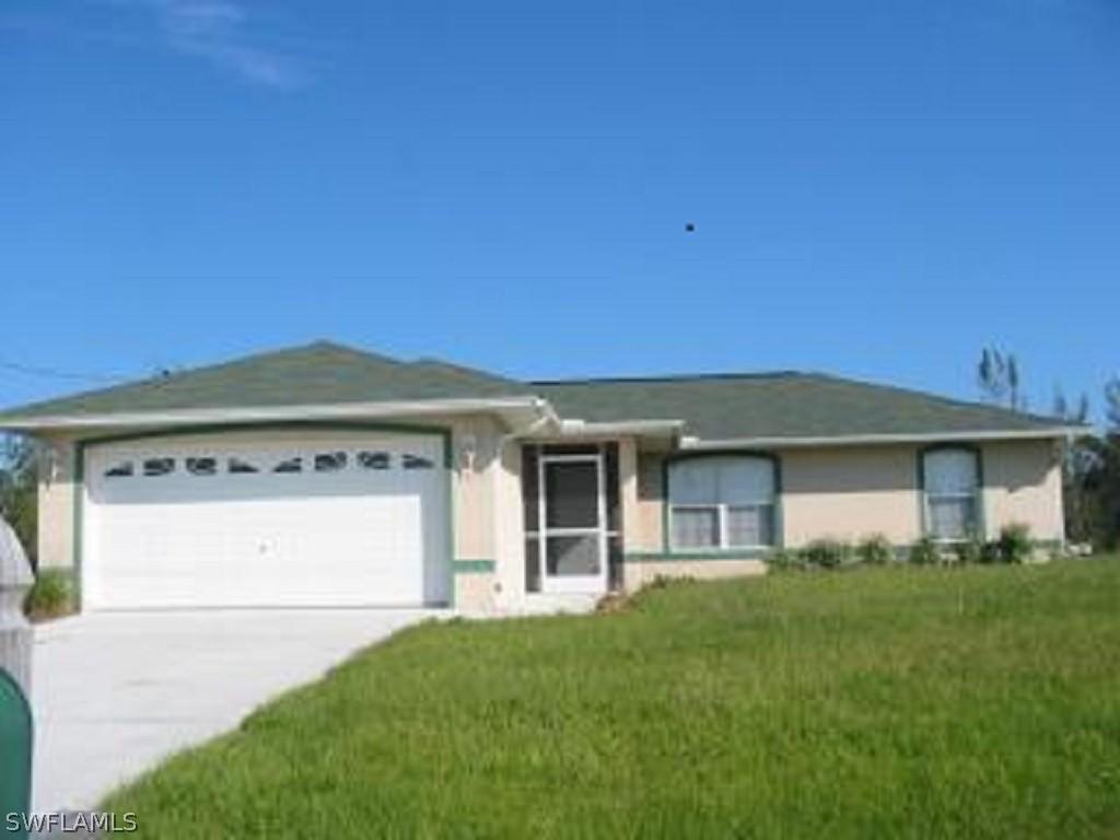 1815 SW 10th Ter., Cape Coral, FL 33991