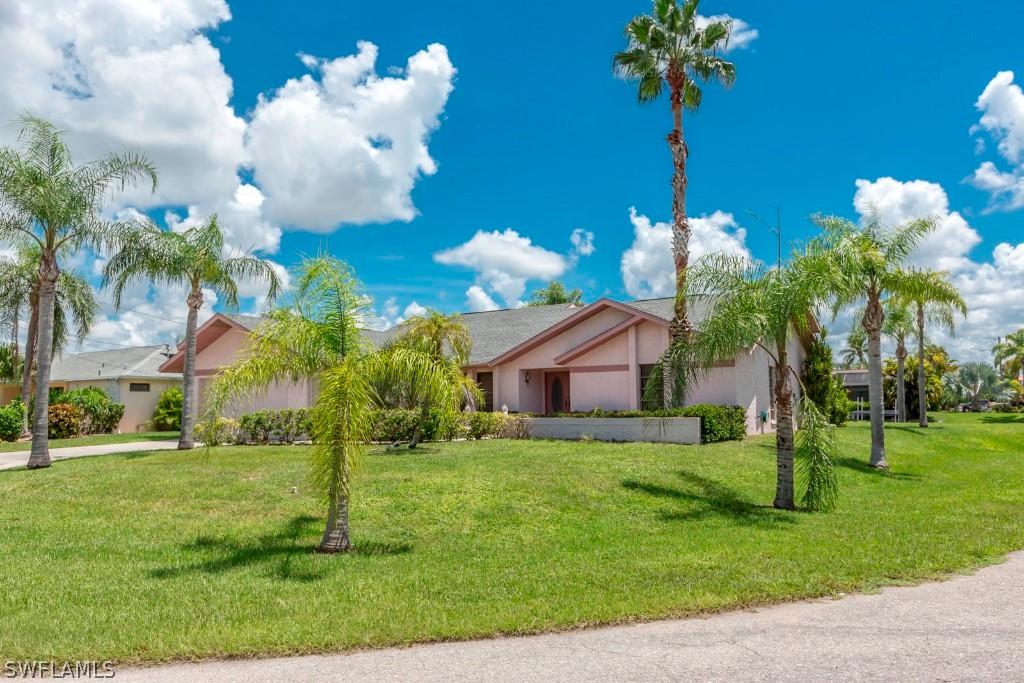 5337 SW 11th Pl., Cape Coral, FL 33914