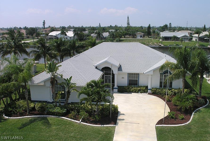 920 SE 20th St., Cape Coral, FL 33990