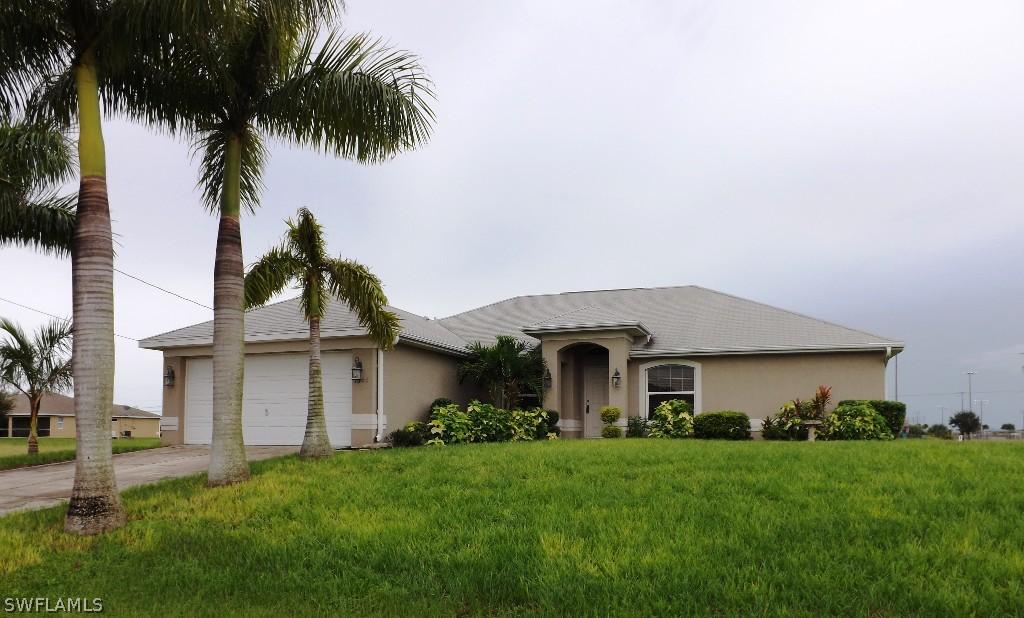1300 SW 22nd Ave., Cape Coral, FL 33991
