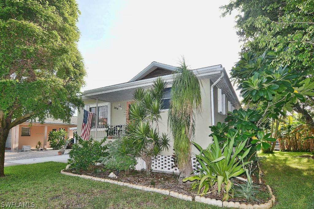 204 Ohio Ave., Fort Myers Beach, FL 33931