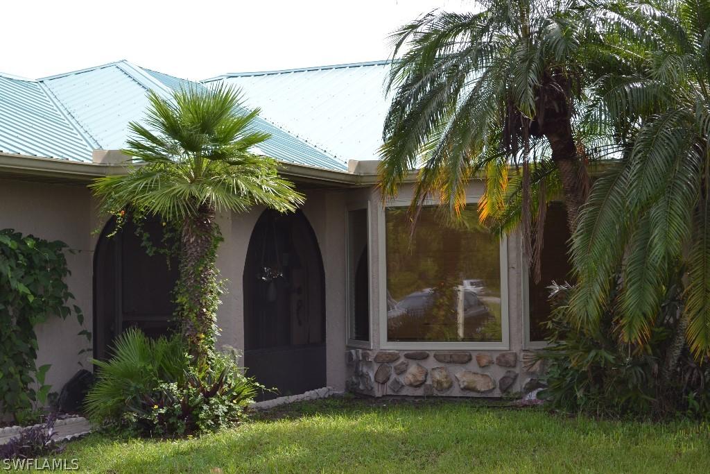 1206 Edward Ave., Lehigh Acres, FL 33972