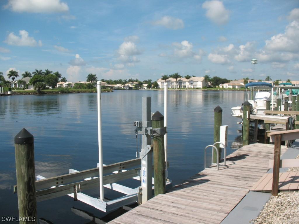 286 Stella Maris Dr., Naples, FL 34114