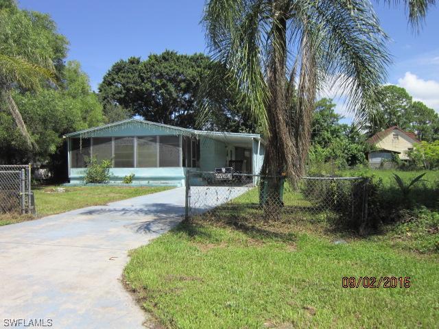 3135 Karen Dr., Naples, FL 34112