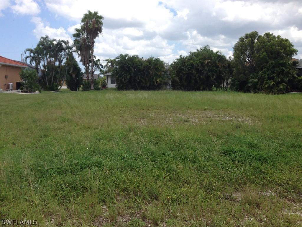 2107 SW 52nd Ln., Cape Coral, FL 33914