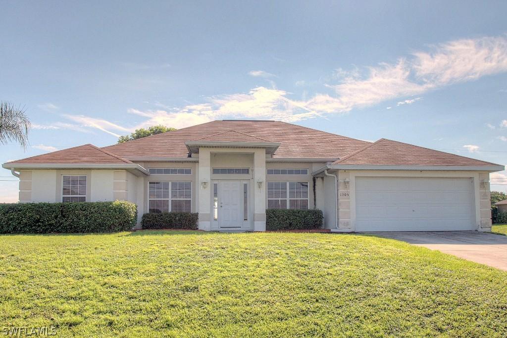 1305 NE 4th Ave., Cape Coral, FL 33909
