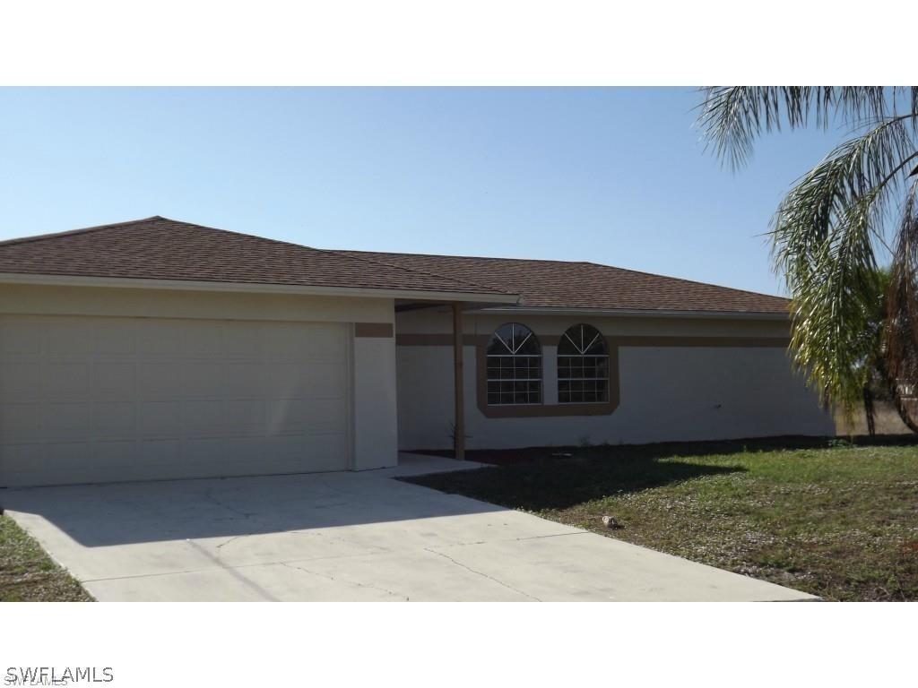 3903 9th St., Lehigh Acres, FL 33976