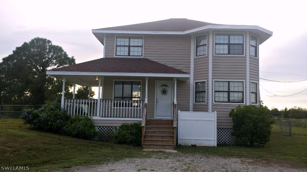 1505 Roosevelt Ave., Lehigh Acres, FL 33972