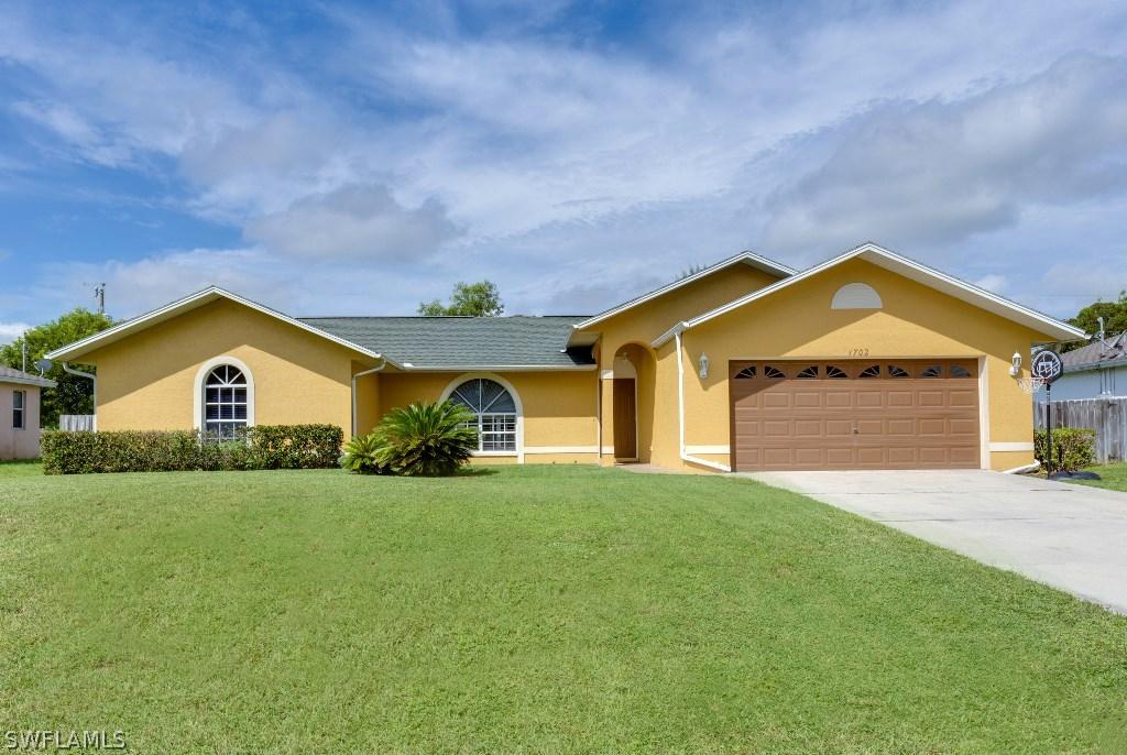 1702 SW 15th Pl., Cape Coral, FL 33991