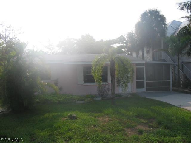 150 Mango St., Fort Myers Beach, FL 33931