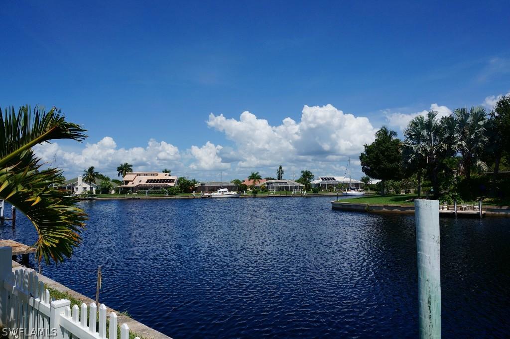 160 Bayshore Ct., Punta Gorda, FL 33950