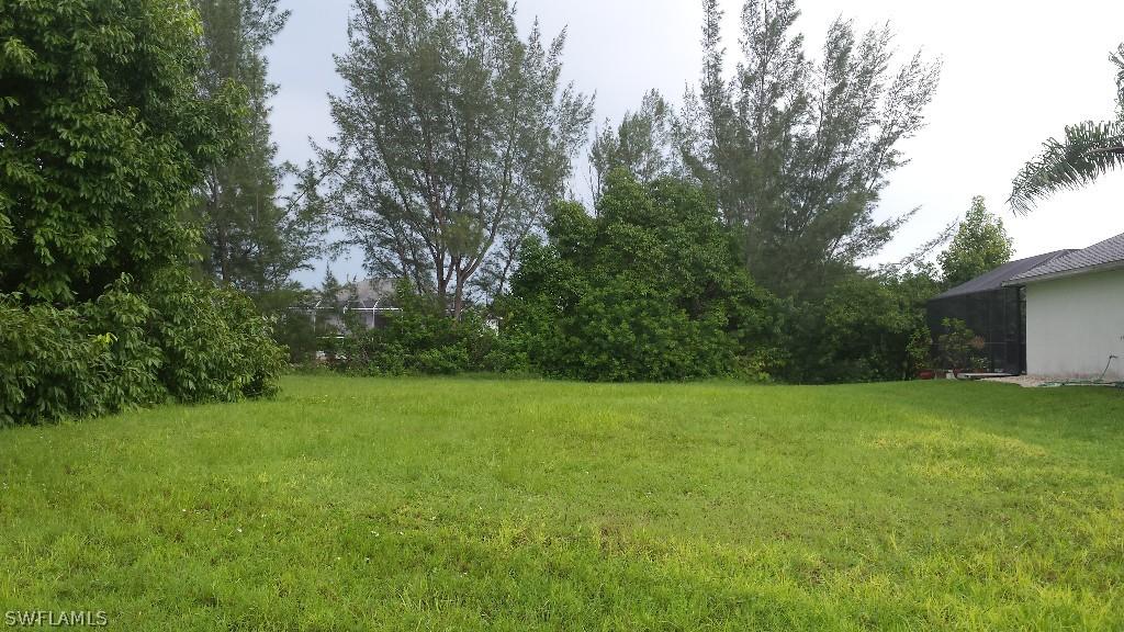 1401 SE 4th Pl., Cape Coral, FL 33990