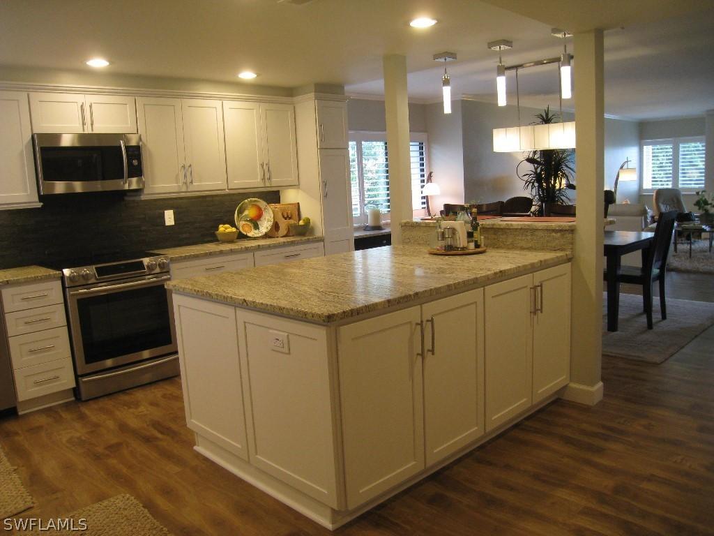 4612 Flagship Dr. #301, Fort Myers, FL 33919