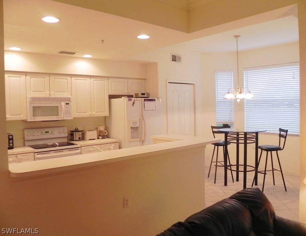 16625 Lake Circle Dr. #518, Fort Myers, FL 33908