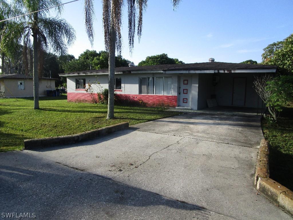 2555 Dryden Cir., Fort Myers, FL 33905