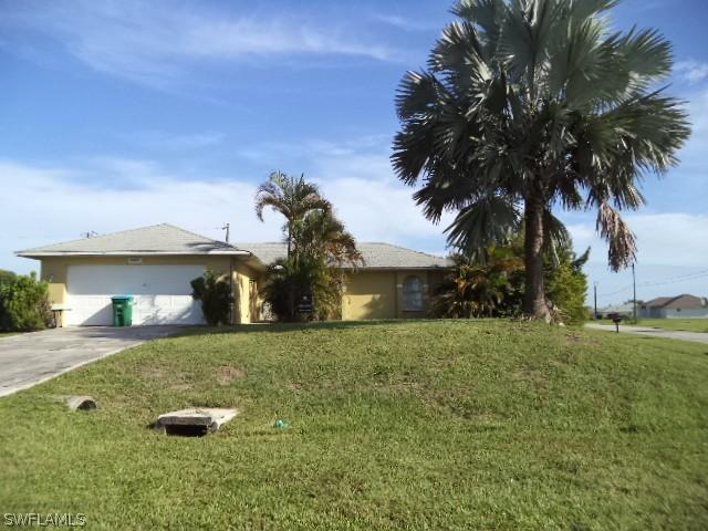 927 NE 17th Ter., Cape Coral, FL 33909