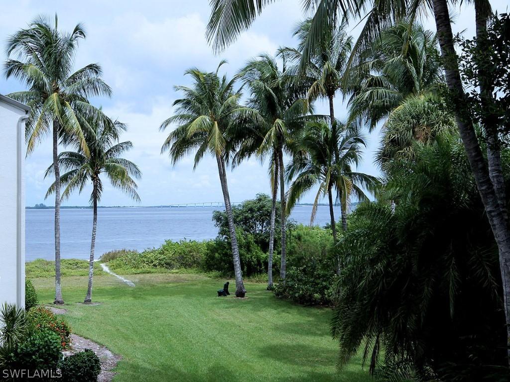 200 Periwinkle Way #221, Sanibel, FL 33957