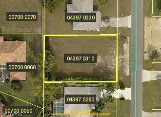 2208 SW 8th Ct., Cape Coral, FL 33991
