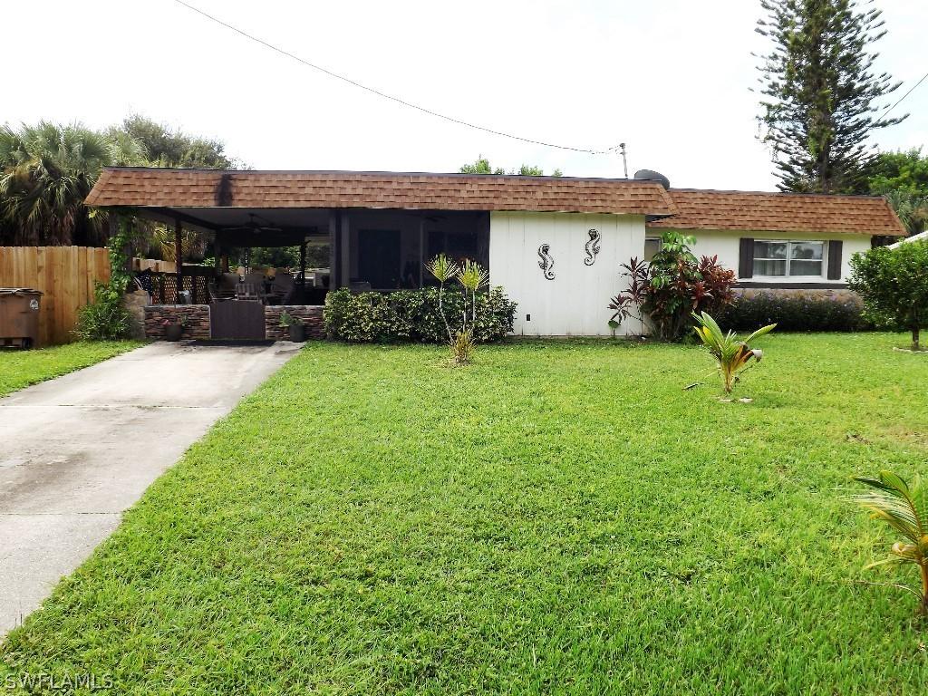 1422 NE 4th Ter., Cape Coral, FL 33909