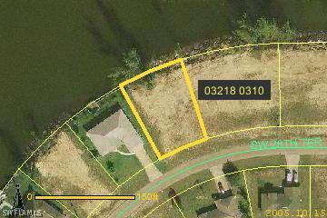 937 SW 28th Ter., Cape Coral, FL 33914