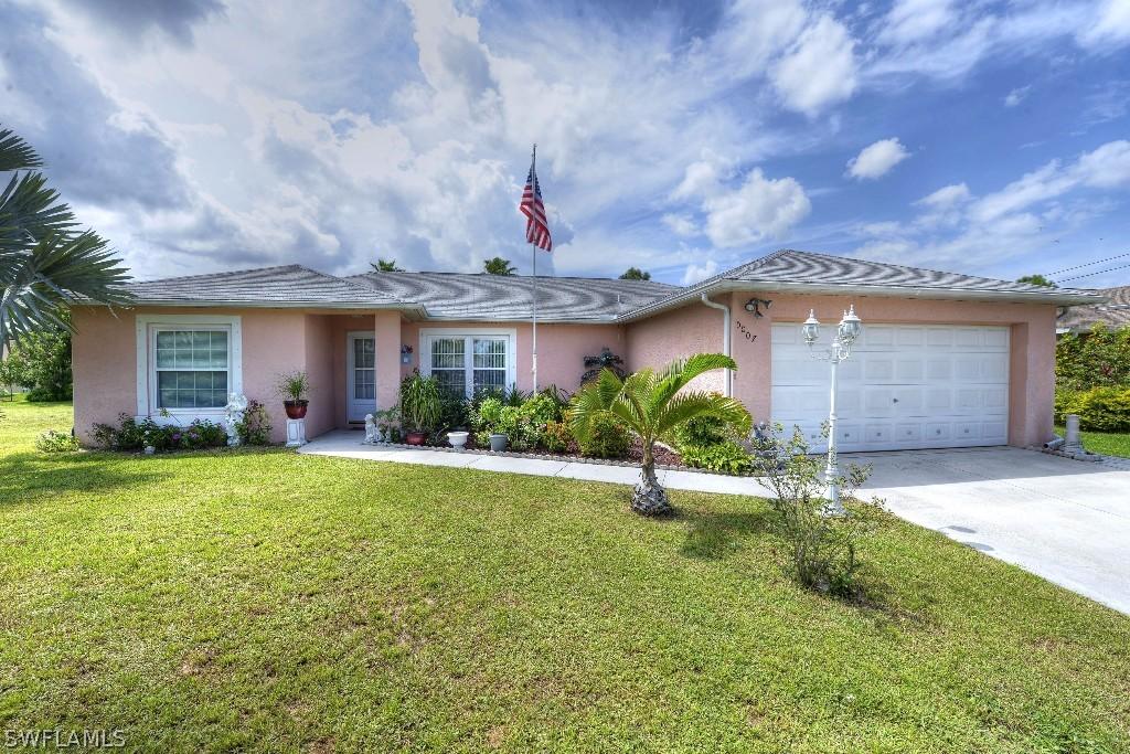 5007 Lee Cir., Lehigh Acres, FL 33971