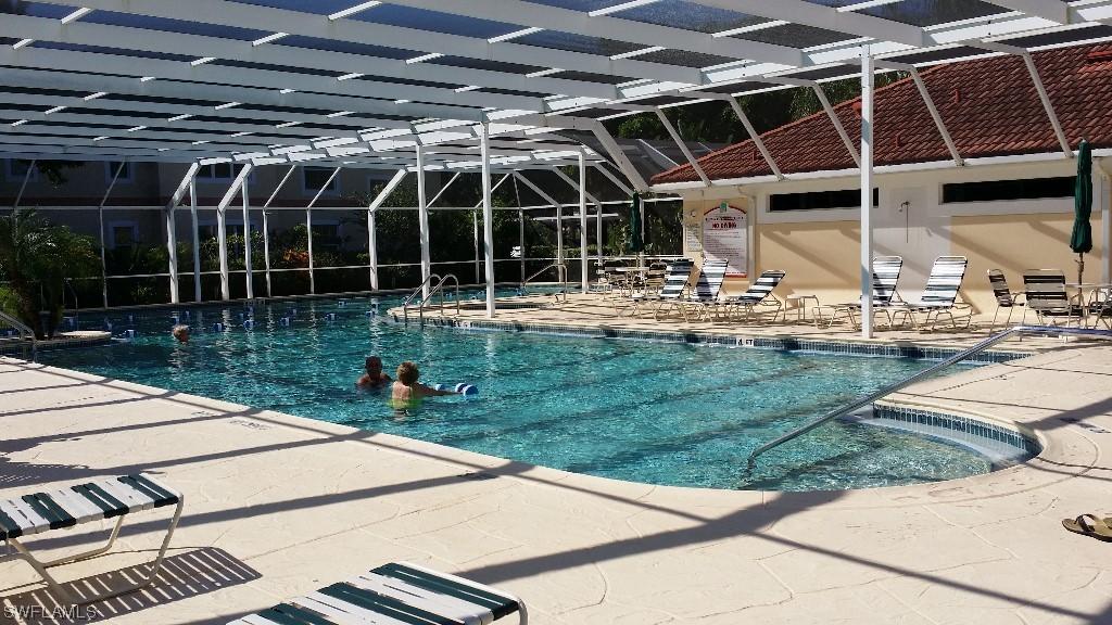 2526 Orchid Bay Dr, Naples, FL 34109