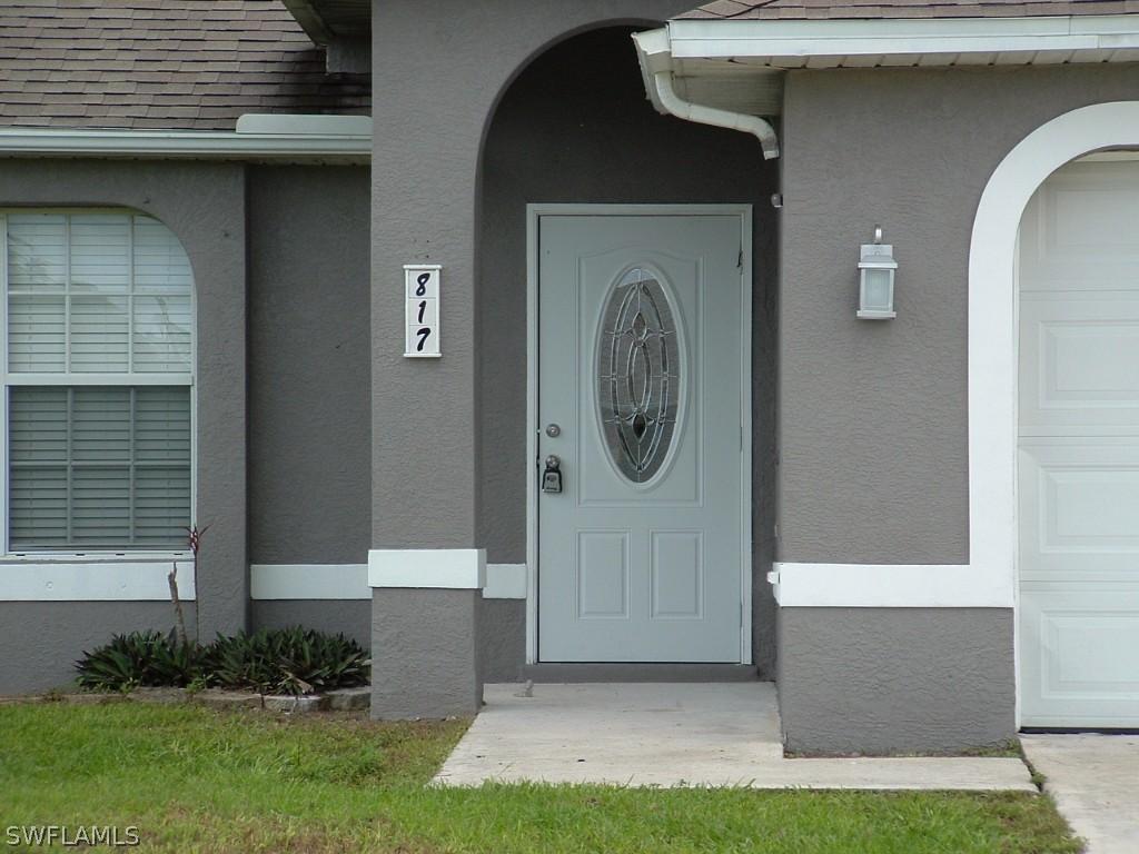 817 SW 8th Pl., Cape Coral, FL 33991