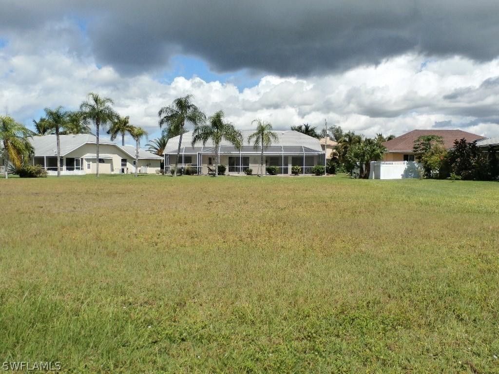 2225 SW 43rd Ter., Cape Coral, FL 33914