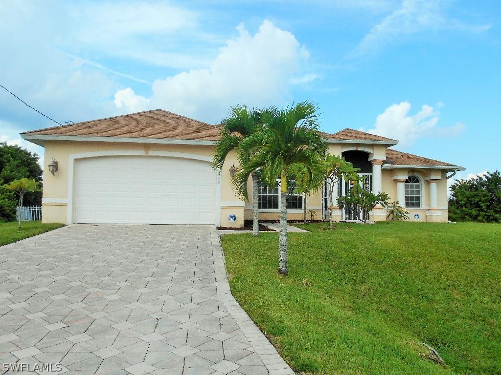 1038 NW 32nd Pl., Cape Coral, FL 33993