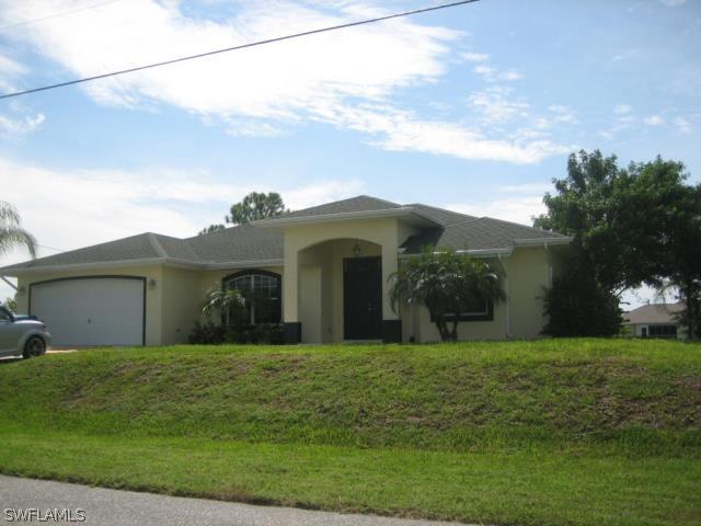 2042 NE 26th St., Cape Coral, FL 33909