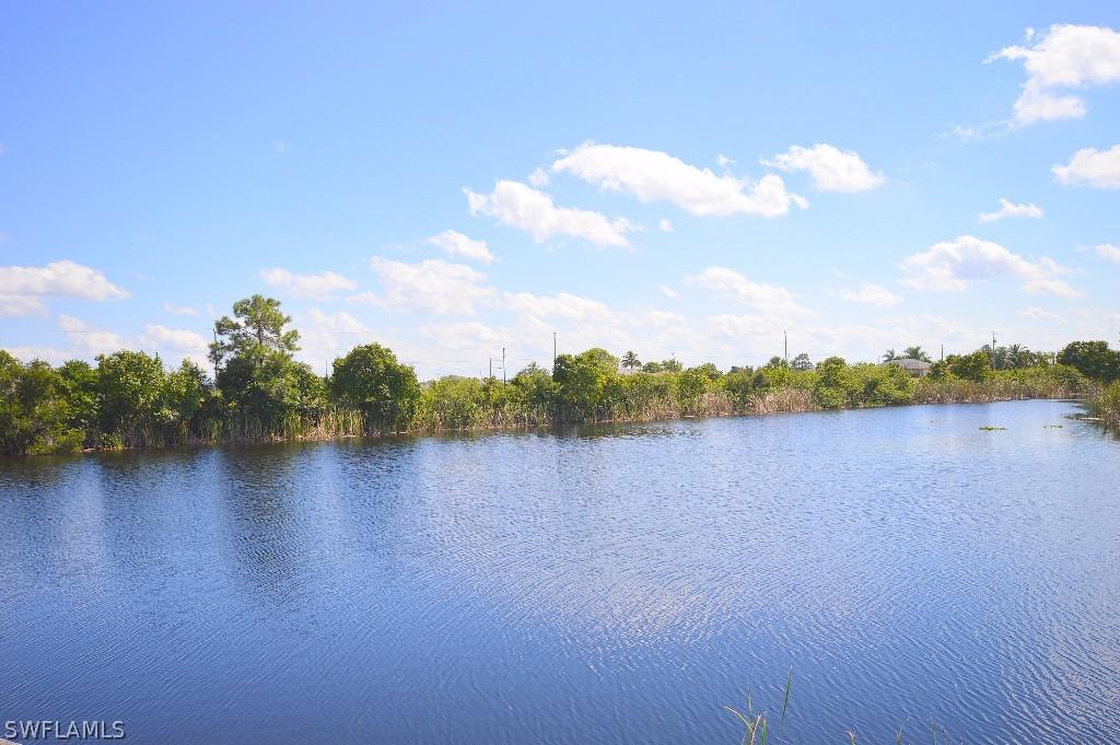 1746 NW 9th Ave., Cape Coral, FL 33993