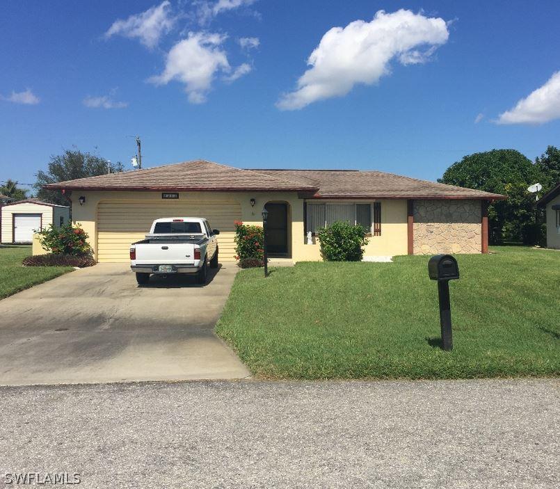 1213 SE 17th Ter., Cape Coral, FL 33990