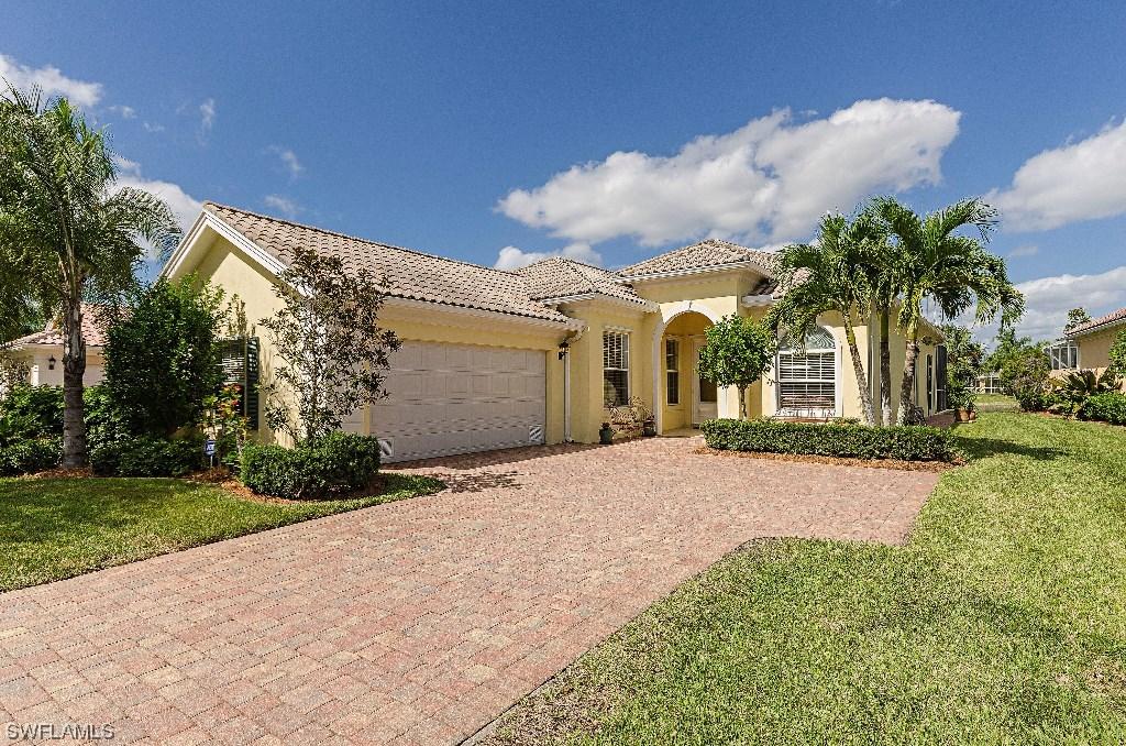 7923 Valentina Ct., Naples, FL 34114