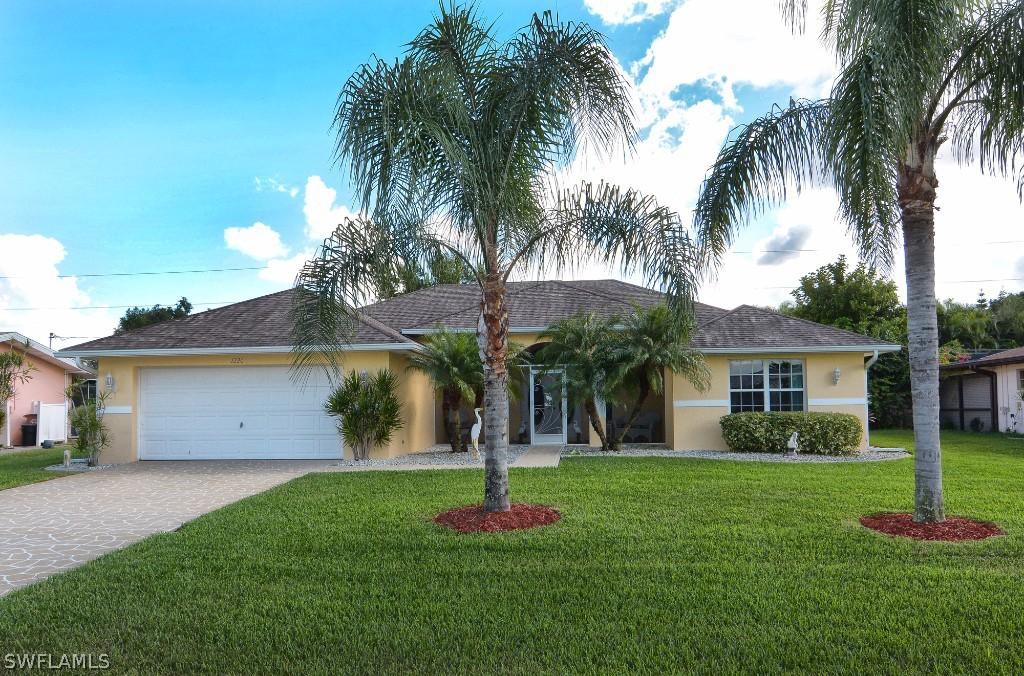 1220 SE 43rd Ter., Cape Coral, FL 33904