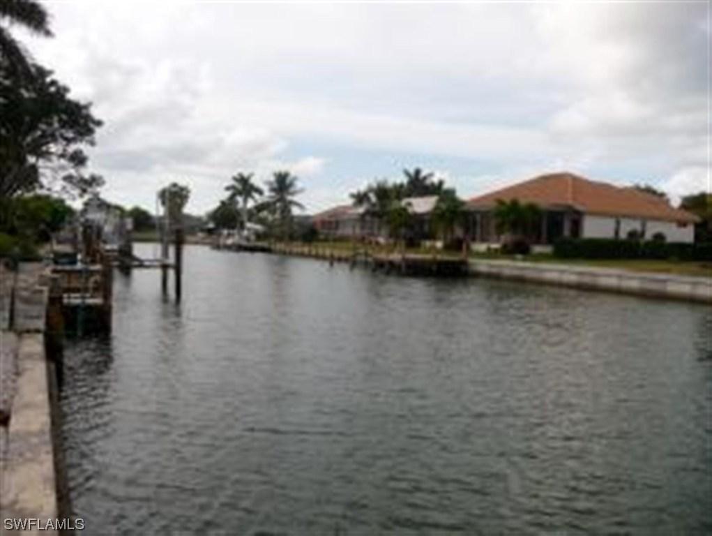1660 Orleans Ct., Marco Island, FL 34145