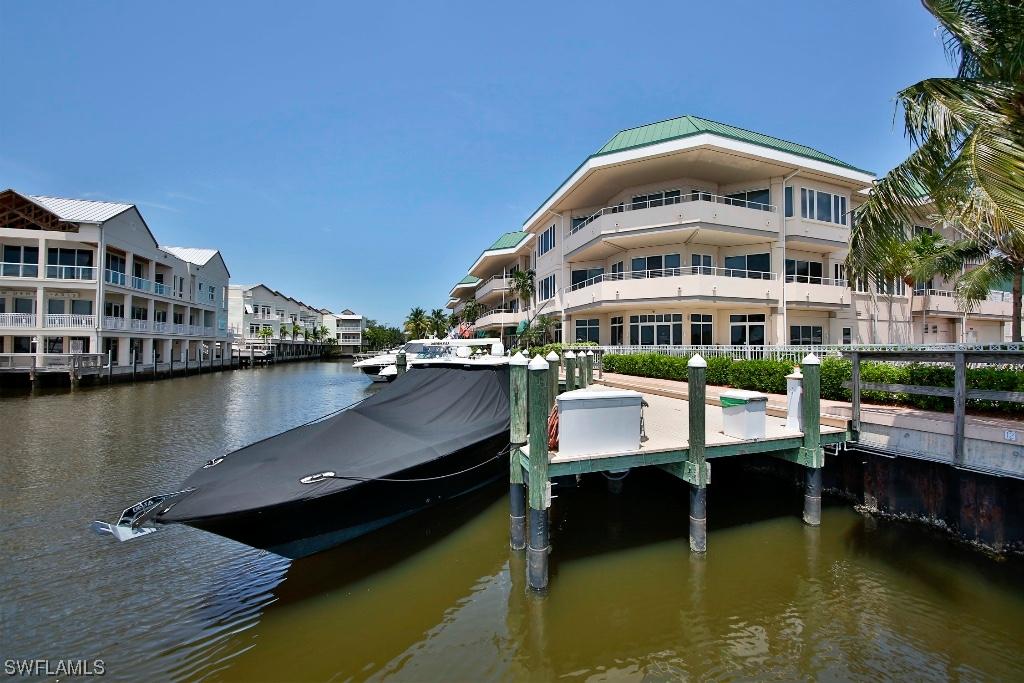 909 10th St. #205, Naples, FL 34102