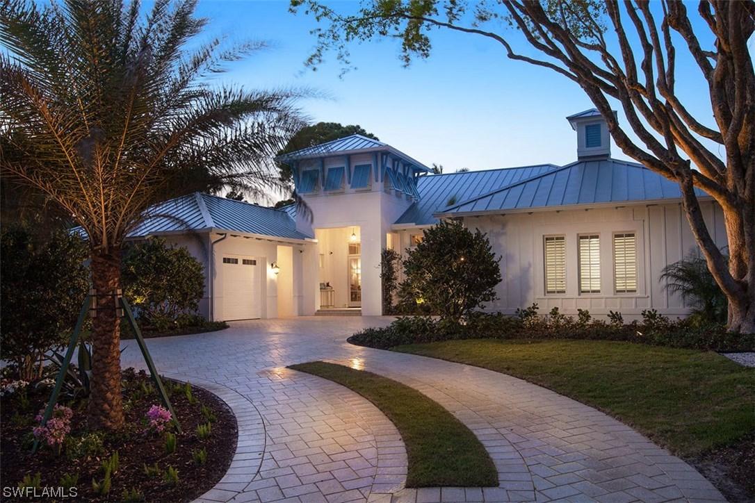 541 Neapolitan Ln., Naples, FL 34110