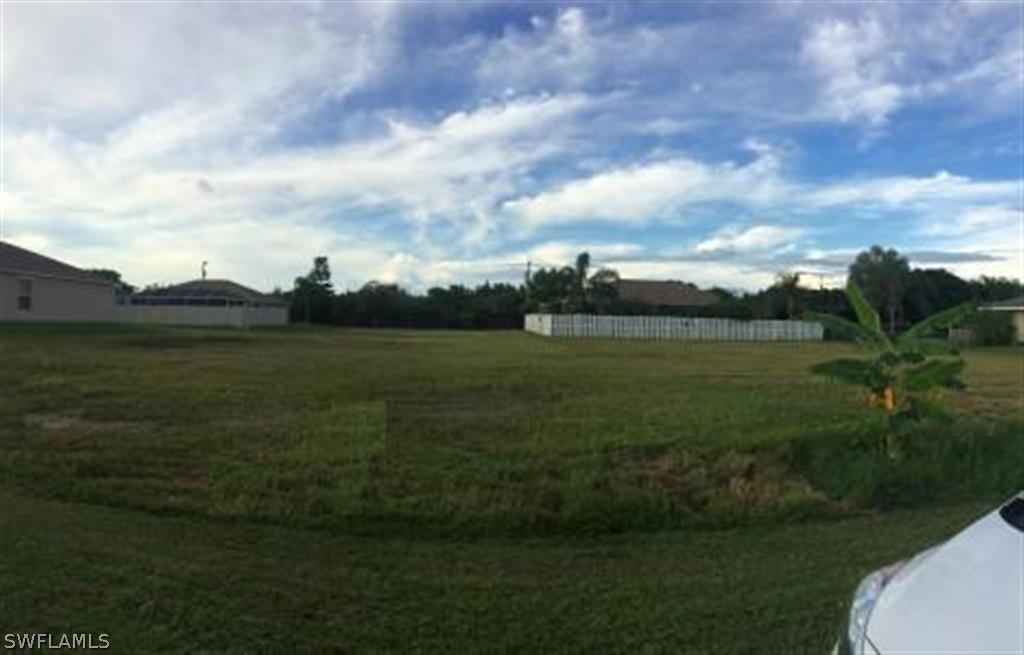 2927 SW 25th St., Cape Coral, FL 33914