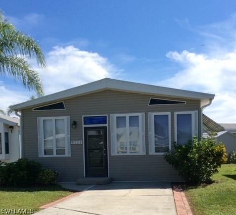 4711 Split Log Ln., Estero, FL 33928