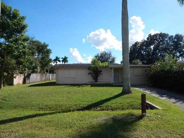 4556 Illinois Dr., Fort Myers, FL 33905