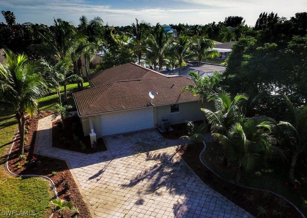 6485 Plumosa Ave., Fort Myers, FL 33908
