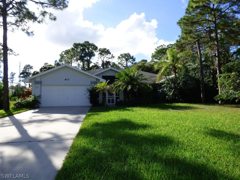 817 Palmetto Ave., Lehigh Acres, FL 33972