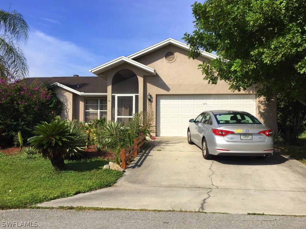 10728 Guavatree Ct., Lehigh Acres, FL 33936