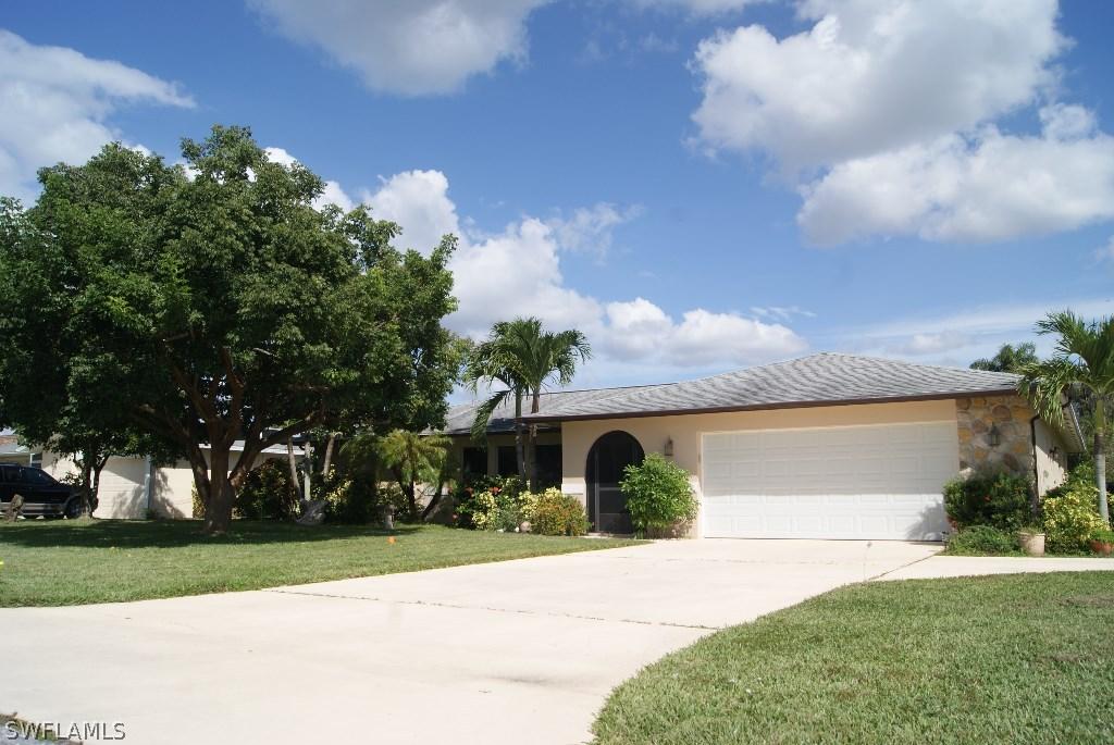 3521 SE 19th Pl., Cape Coral, FL 33904