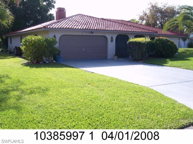 414 Sheldon Ave., Lehigh Acres, FL 33936