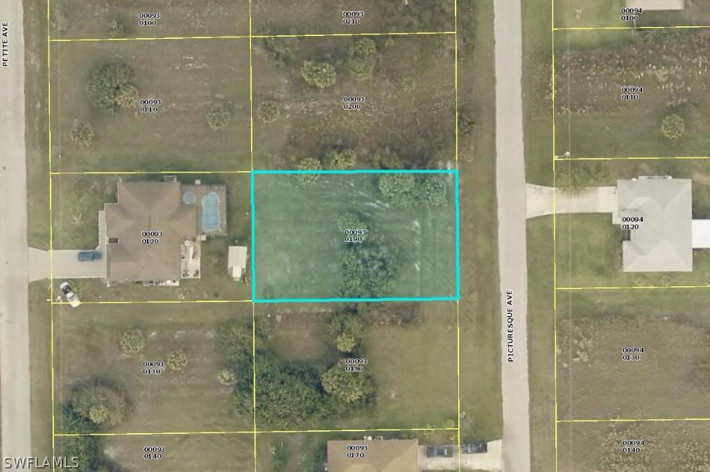 430 Picturesque Ave., Lehigh Acres, FL 33974