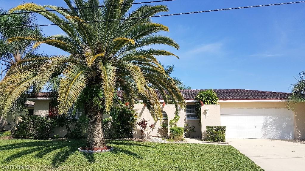 1305 SE 40th Ter., Cape Coral, FL 33904